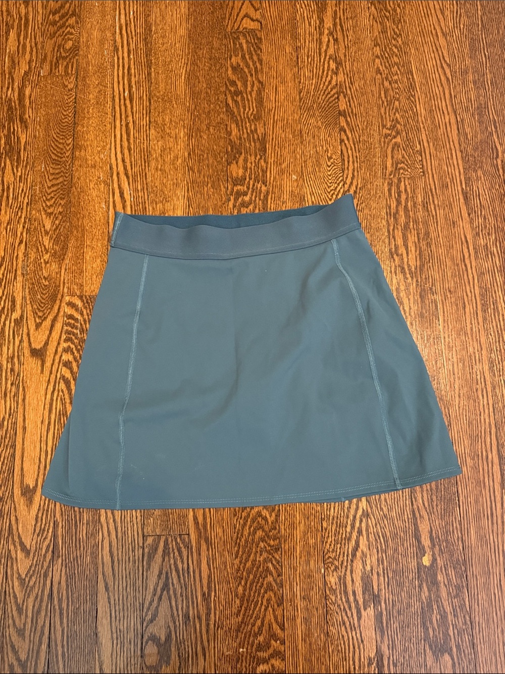 TNA by Aritzia Skort